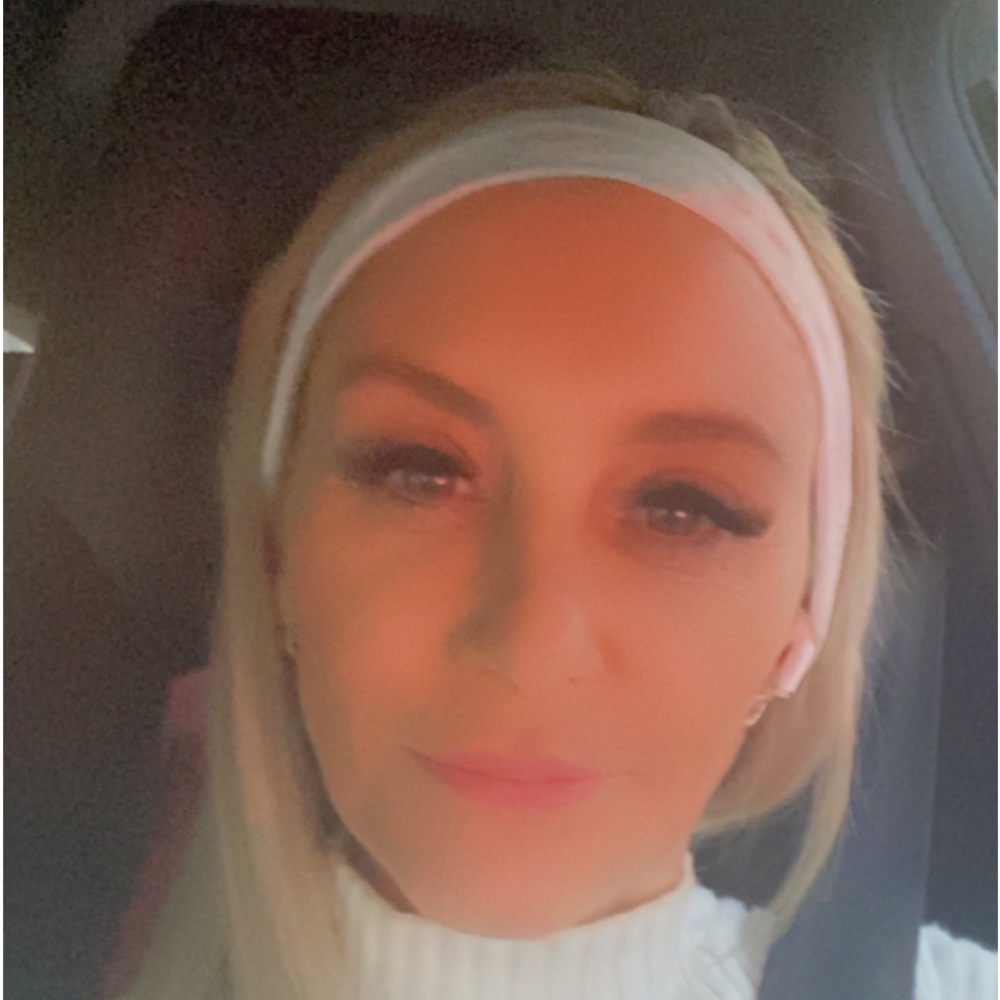 Meet your Posher, Michaela